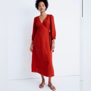 NWT Madewell Linen-Blend Ruffle-Cuff Wrap
Dress. Size SP